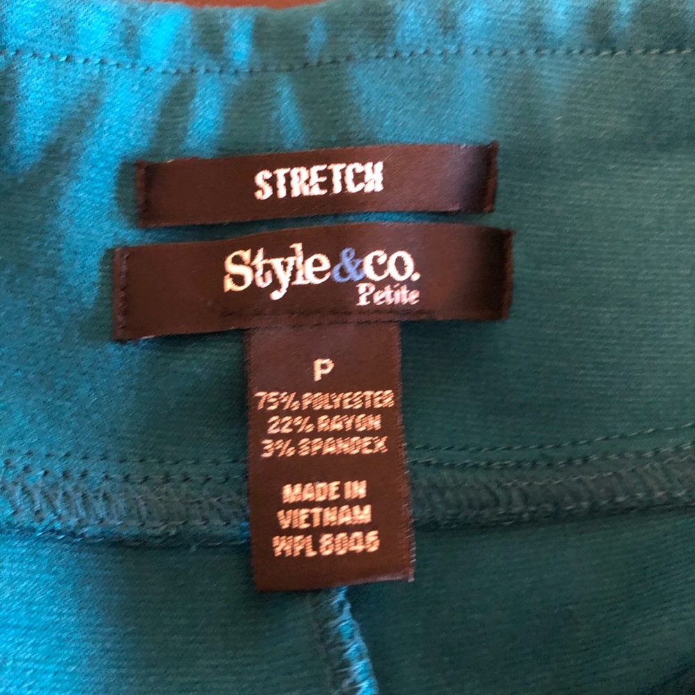Skirt - Picture 4 of 5